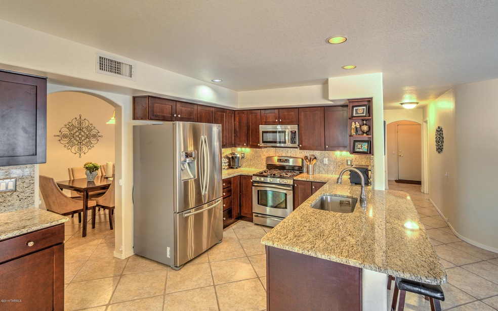 Fantastic Remodeled Kitchen!