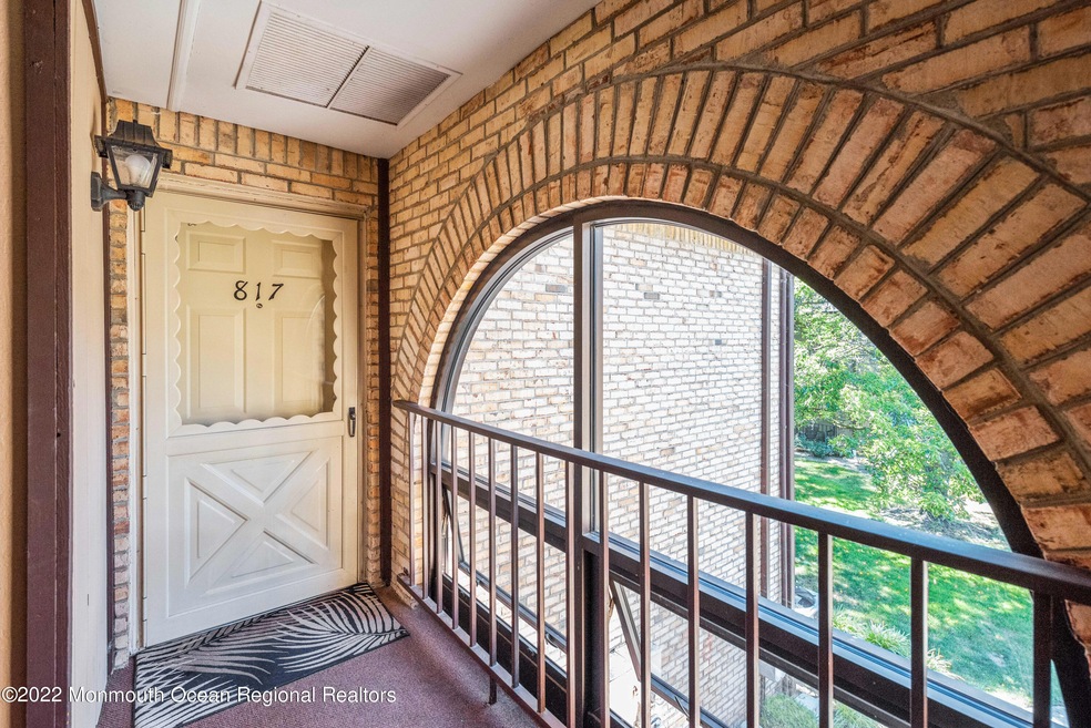 817 Wellington Place, Matawan, NJ 07747 - photo 1