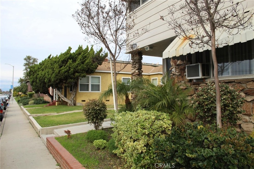 unlisted-address, Long Beach, CA 90808 - photo 1