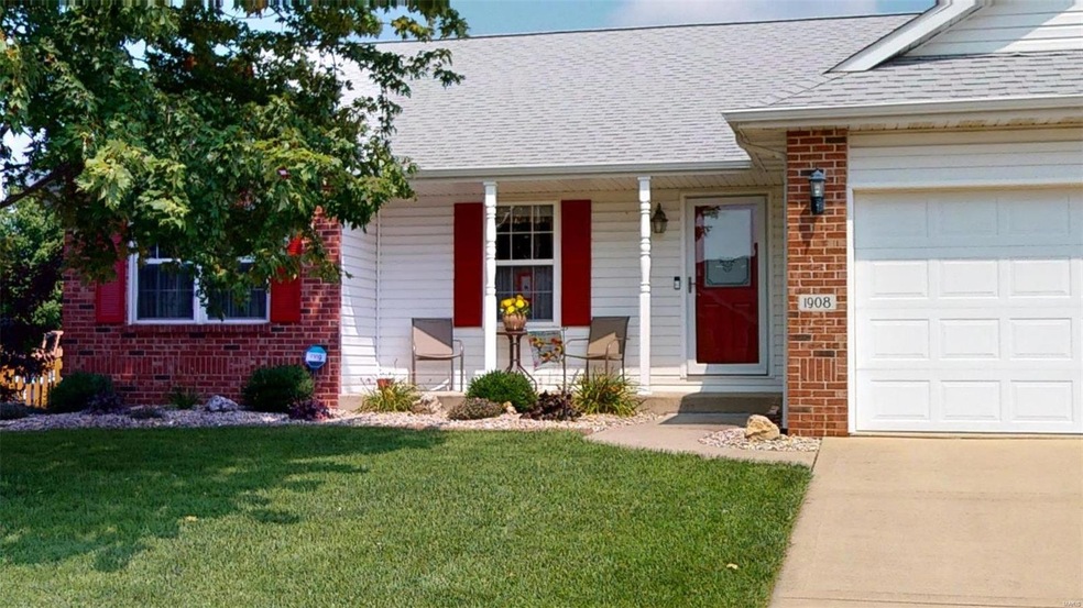 1908 Wellington Ln, Maryville, IL 62062 - photo 1
