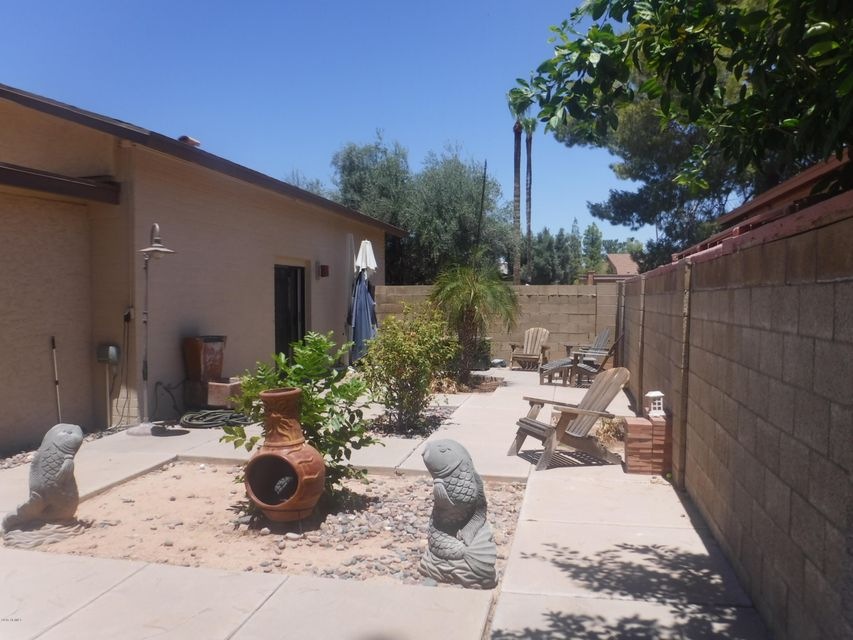 1657 W Kiowa Ave, Mesa, AZ 85202 - photo 1