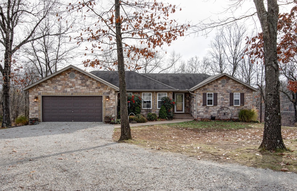100 Taupe Lane