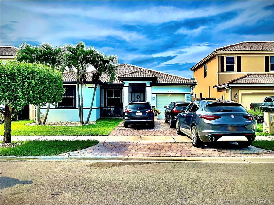 11225 SW 227th St, Miami, FL 33170 - photo 1