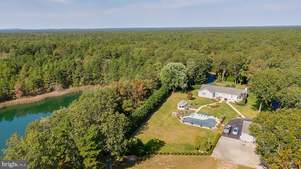 884 Magnolia Rd, Southampton, NJ 08088 - photo 1