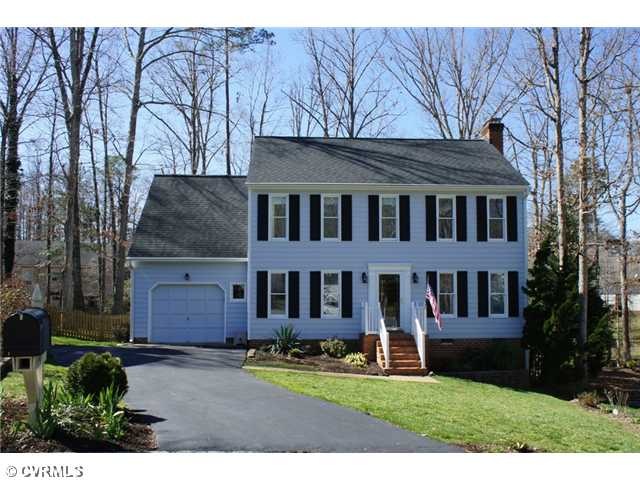 Exterior Front - Cul-De-Sac Lot!