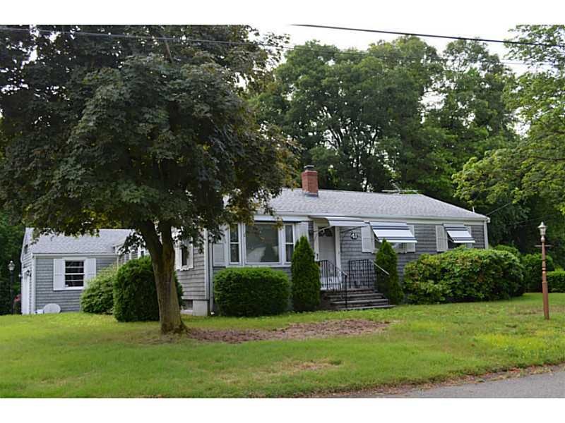 41 Waycross Dr, Warwick, RI 02888 - photo 1
