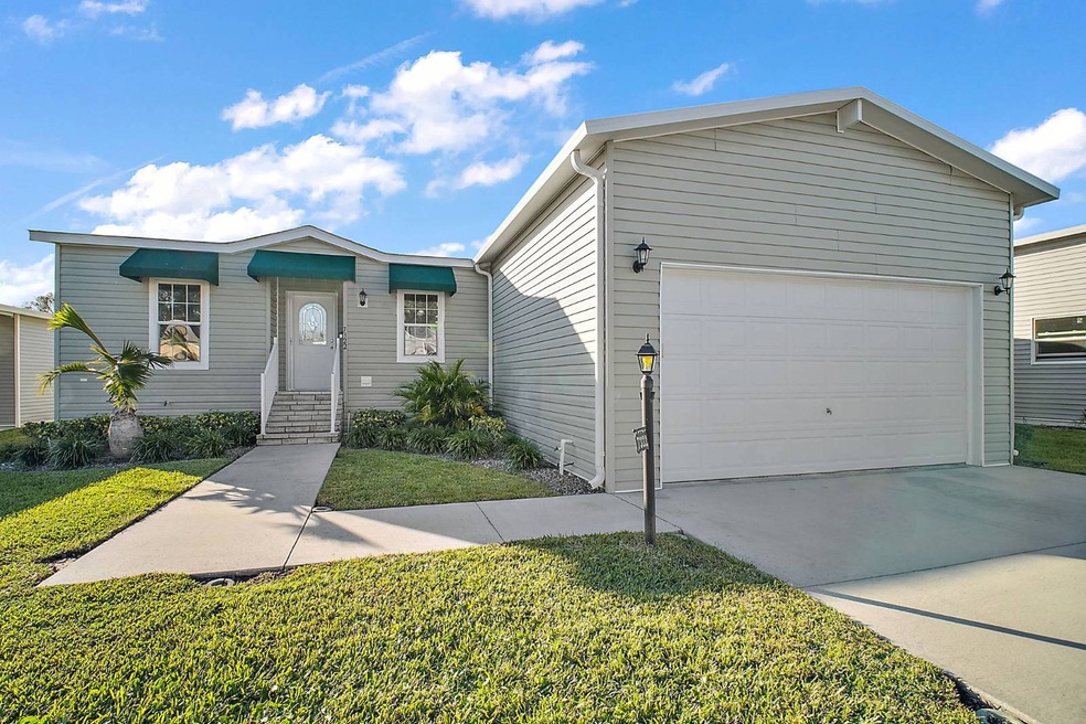 Welcome home 7322 Flowering Tree Cir!