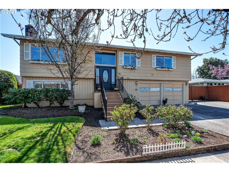 2520 Snelling Dr, Eugene, OR 97408 - photo 1