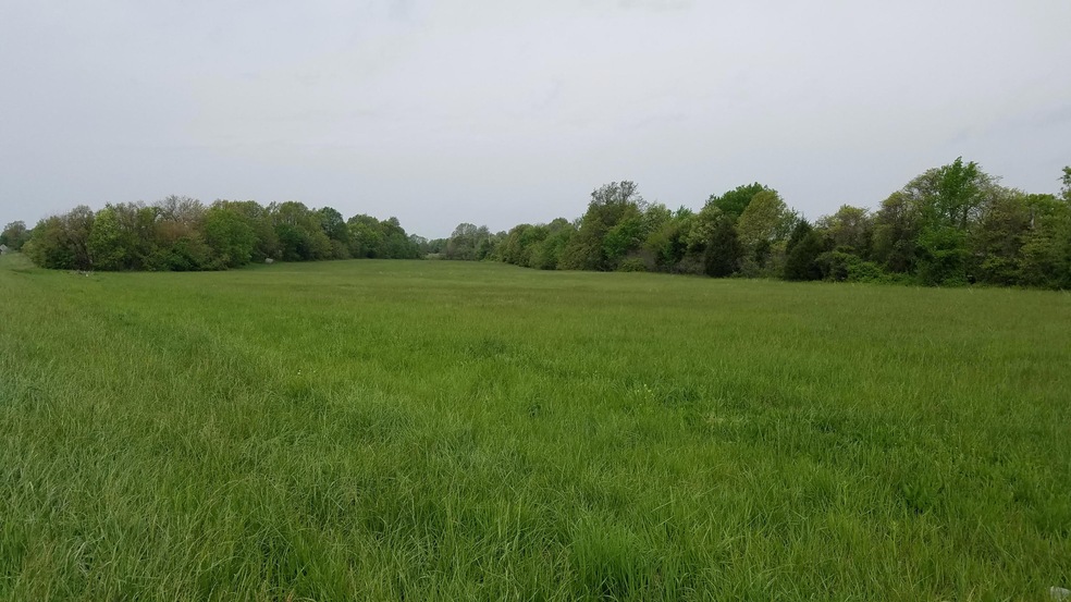 Hwy 60 park side