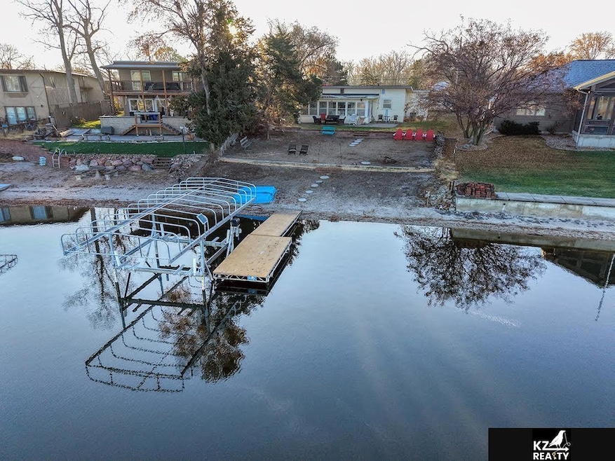 2 S Shore Dr, Columbus, NE 68601 - photo 1