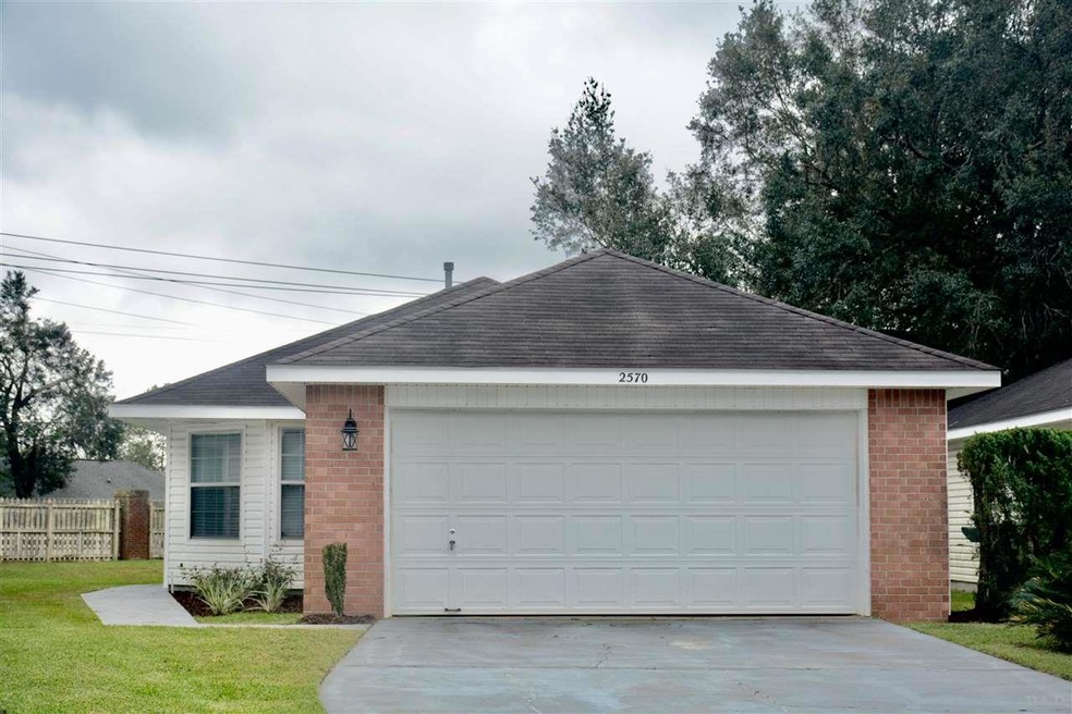 2570 Trailwood Dr, Cantonment, FL 32533 - photo 1