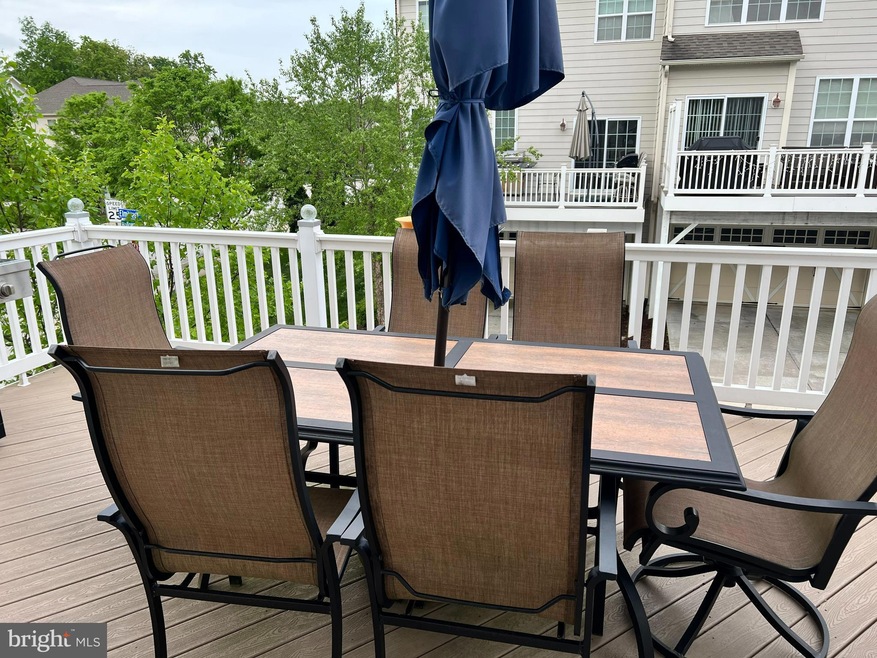 7602 Elmcrest Rd, Hanover, MD 21076 - photo 1