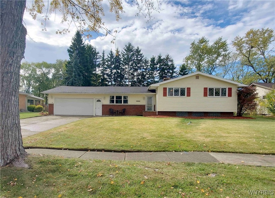 Pending $329,990 • Co-Listing Agent