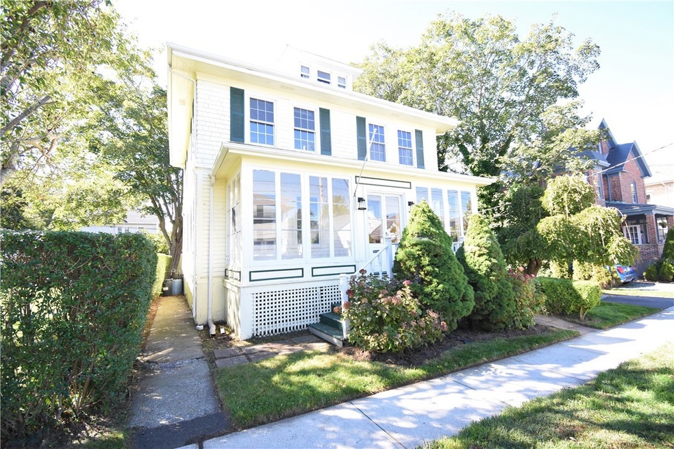 19 Bedlow Ave, Newport, RI 02840 - photo 1