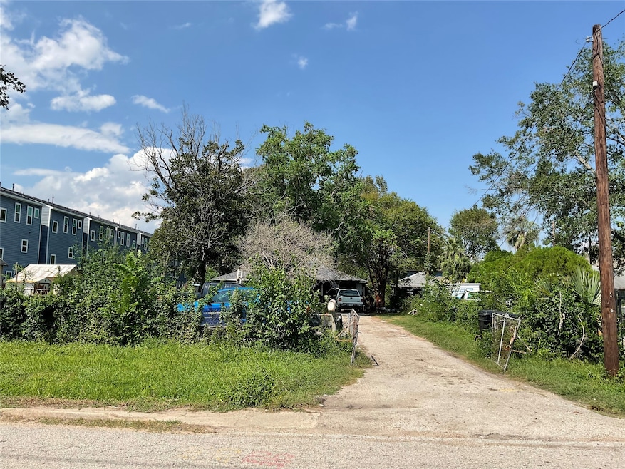 506 Thornton Rd, Houston, TX 77018 - photo 1