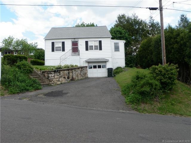 124 Tucker Ave, Oakville, CT 06779 - photo 1