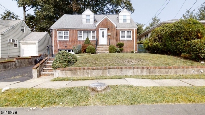 1668 Kenneth Ave, Union, NJ 07083 - photo 1
