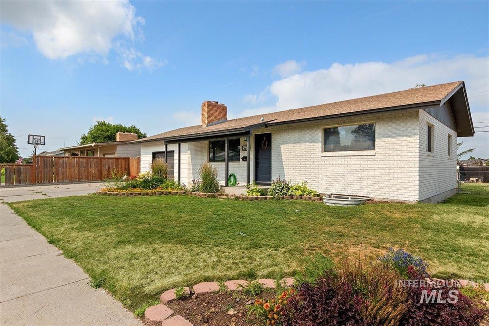 2674 Brentwood Ave, Burley, ID 83318 - photo 1