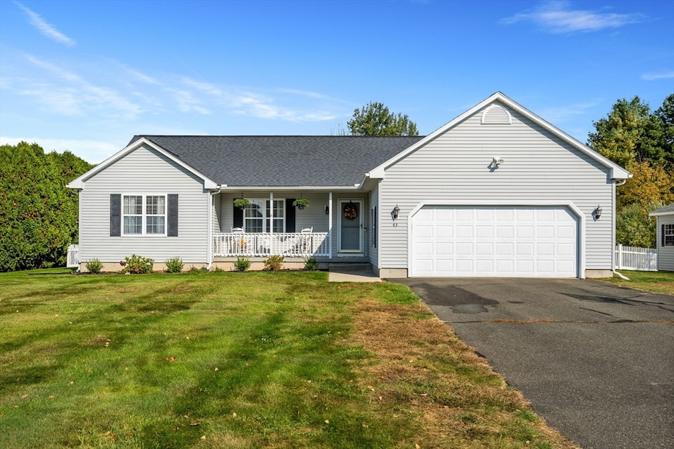 43 Bayberry Dr, Easthampton, MA 01027 - photo 1