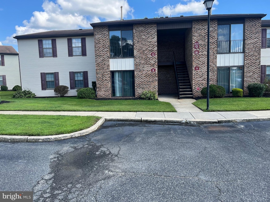 11 Kent Place unit Q6, Sewell, NJ 08080 - photo 1