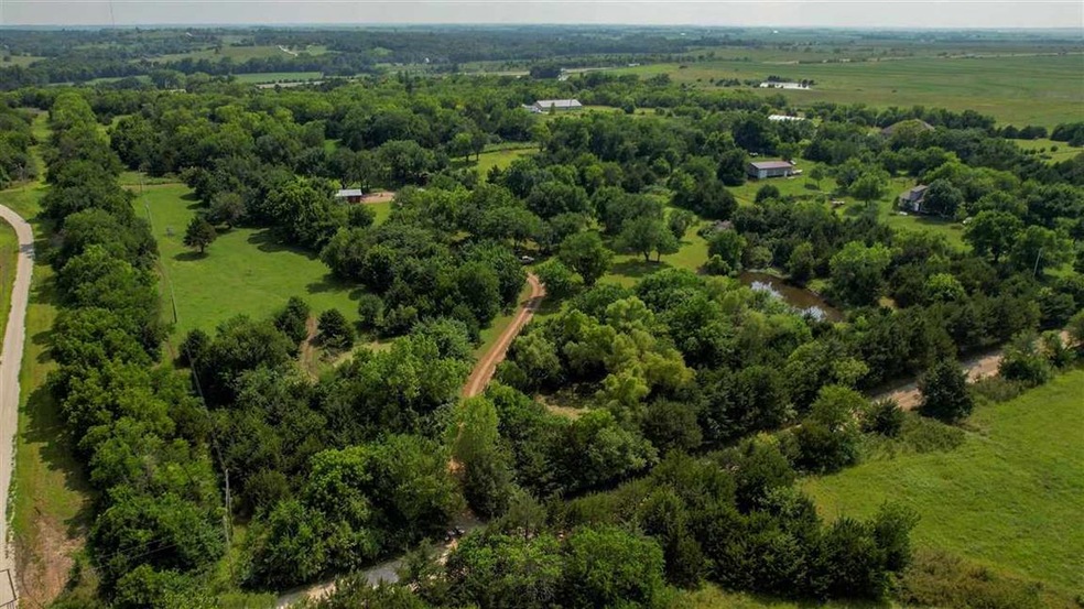 12619 NW 4th St, Topeka, KS 66615 - photo 1