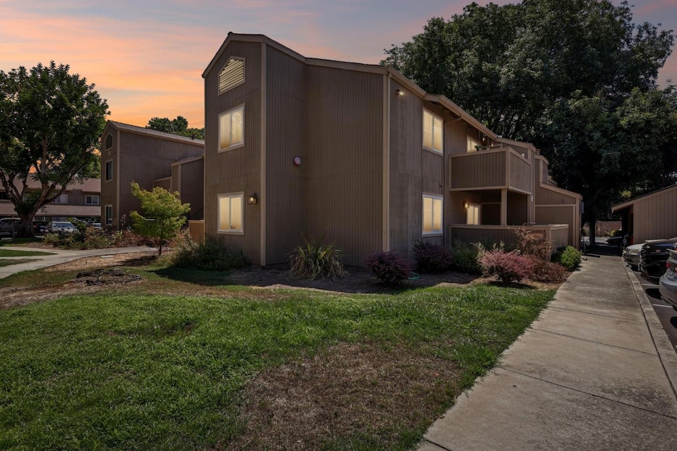 Sold $515,000 • Co-Listing Agent