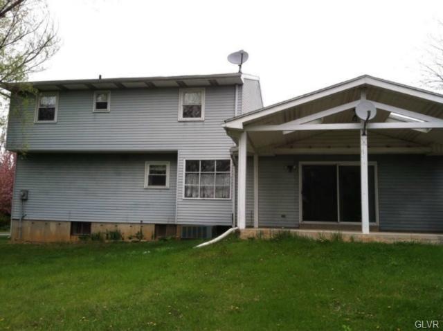 1804 Elmhurst Dr, Whitehall, PA 18052 - photo 1