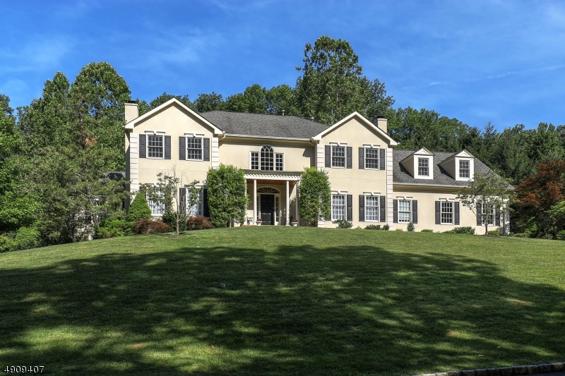 8 Brookrace Dr, Mendham, NJ 07945 - photo 1