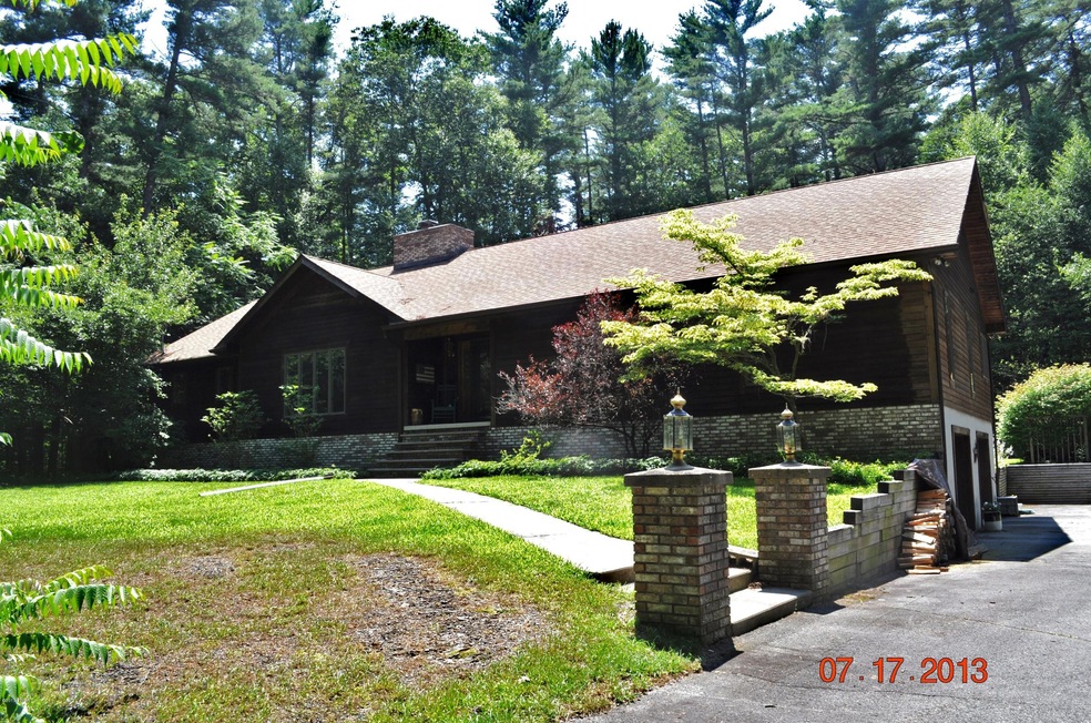 102 Glen Crest Rd, Milford, PA 18337 - photo 1