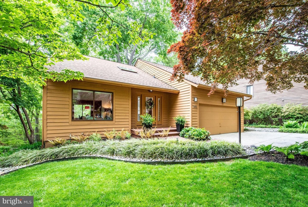 7518 Waterlily Way, Columbia, MD 21046 - photo 1