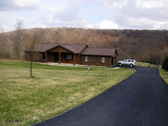 3169 Cumberland Rd, Bedford, PA 15522 - photo 1