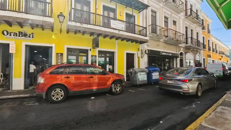 254-256 San Francisco St unit 204, San Juan, PR 00901 - photo 1