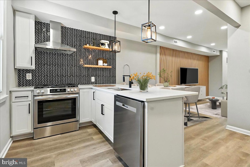 2613 Franklin St NE, Washington, DC 20018 - photo 1