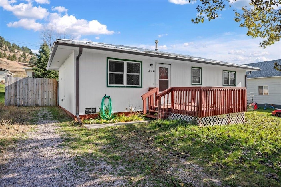 318 N 8th St, Sturgis, SD 57785 - photo 1