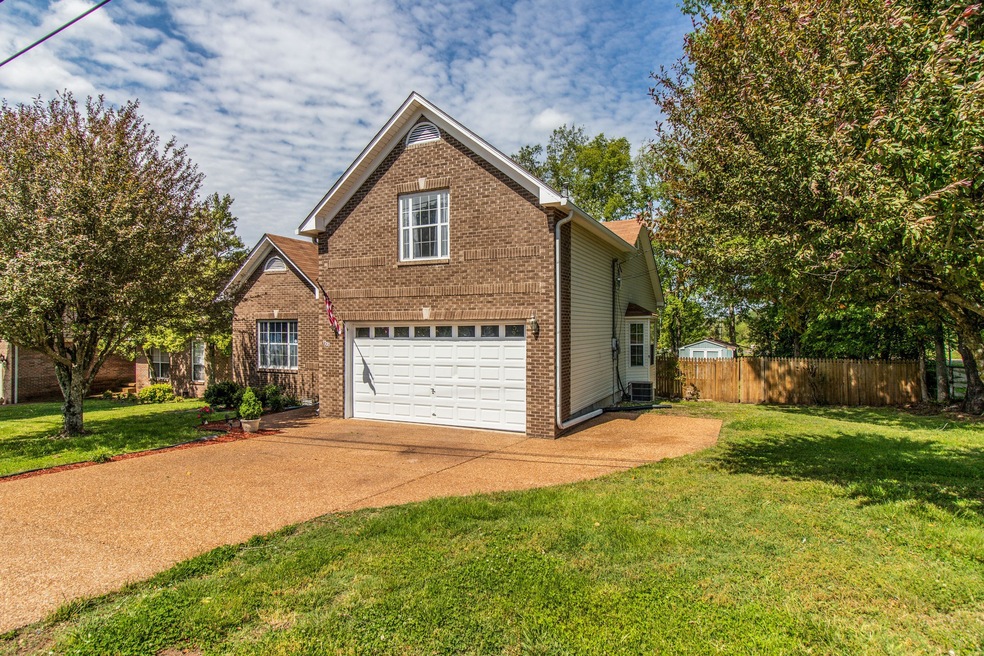 1700 University Dr, Columbia, TN 38401 - photo 1