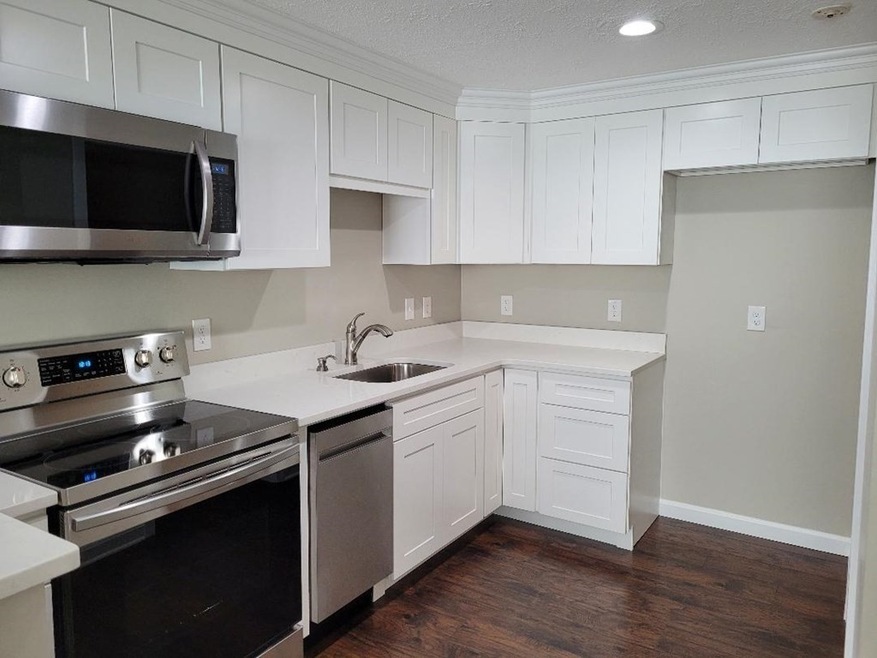 Brookside Condominium unit 2L, Weymouth, MA 02188 - photo 1