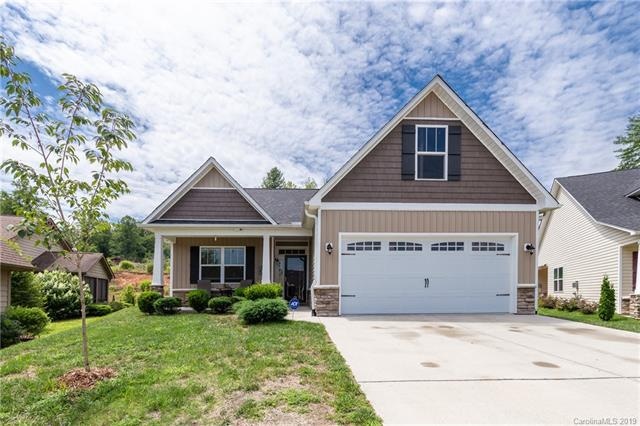 35 Foxtail Ct, Hendersonville, NC 28792 - photo 1