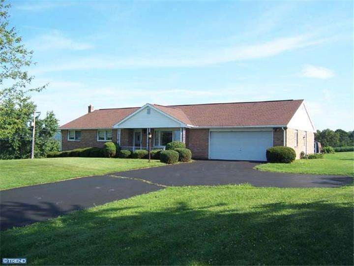 239 Weller Rd, Barto, PA 19504 - photo 1