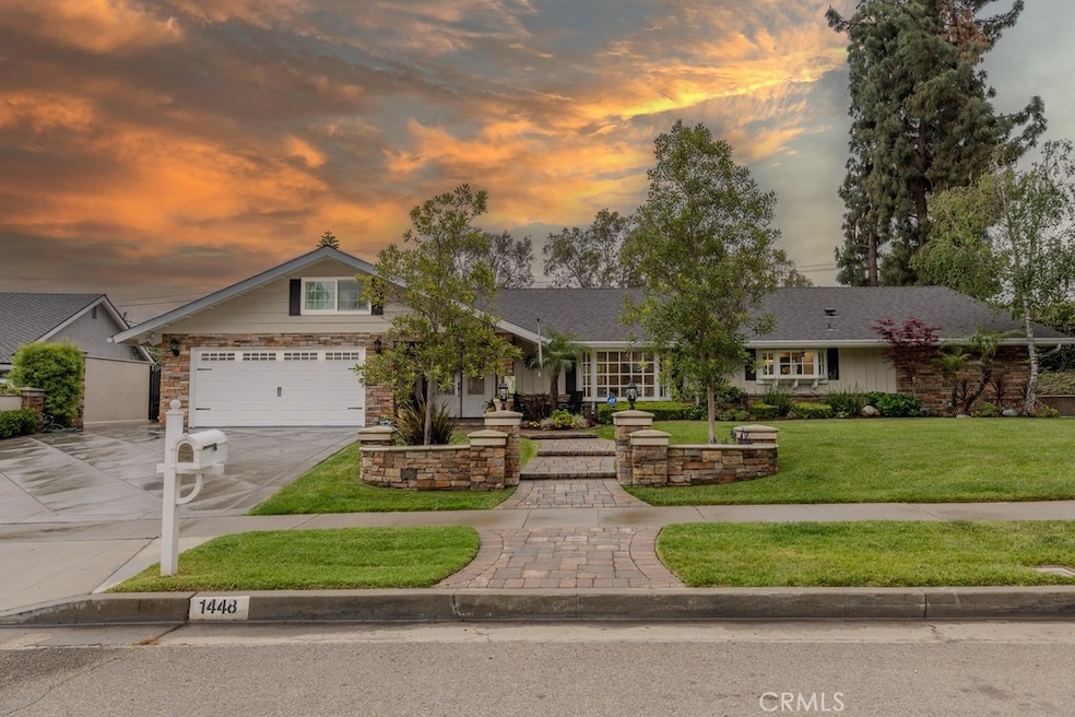 Pending $1,900,000 • Co-Listing Agent