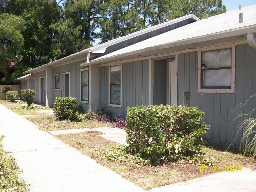 5136 Indian Lakes Ct unit 3, Jacksonville, FL 32210 - photo 1