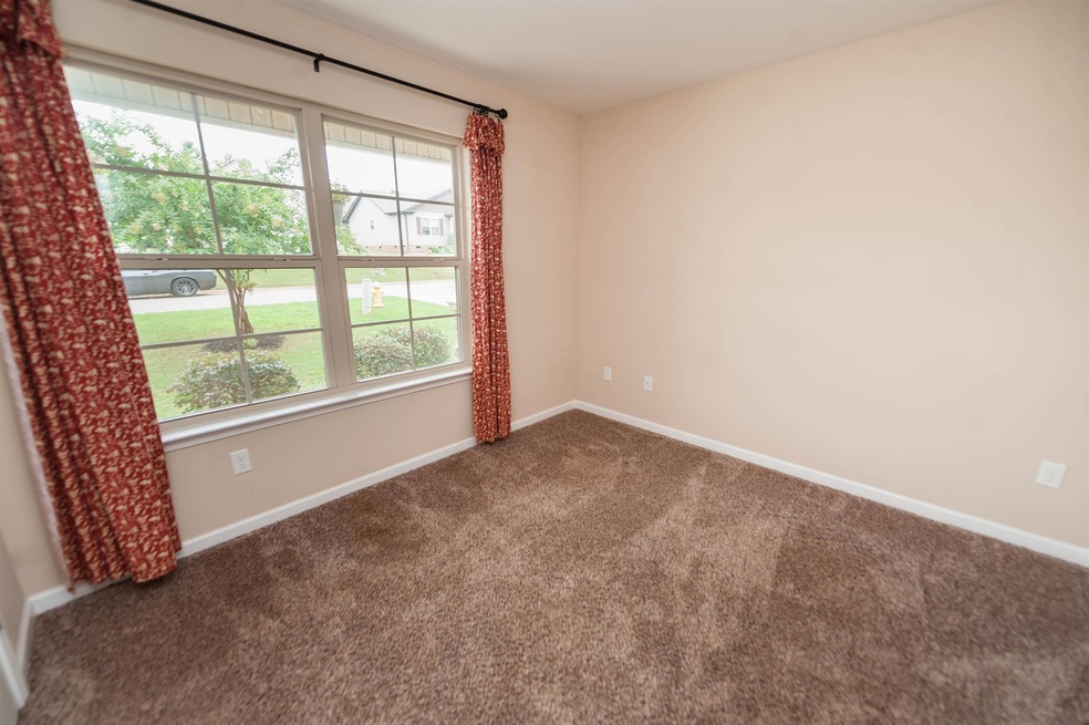 419 Split Oak Ln, Inman, SC 29349 - photo 1