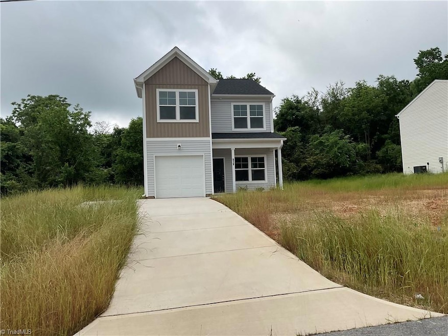 613 East St, Reidsville, NC 27320 - photo 1