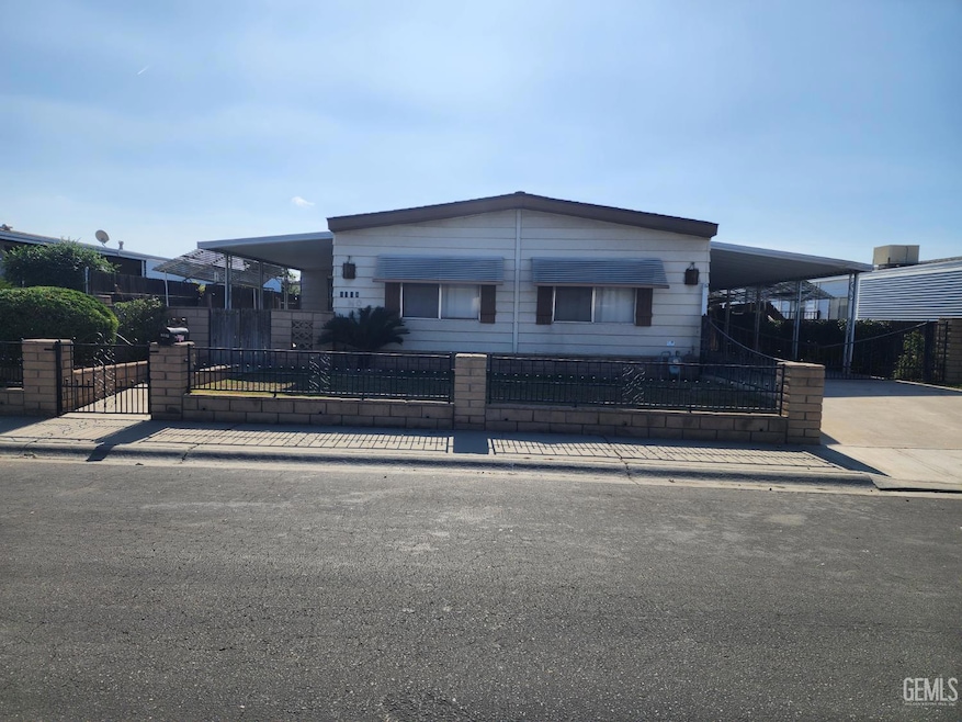 3509 Prestige Ln unit 57, Bakersfield, CA 93313 - photo 1