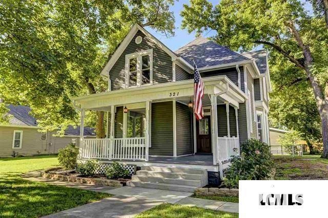 321 Wyatt Ave, Lincoln, IL 62656 - photo 1