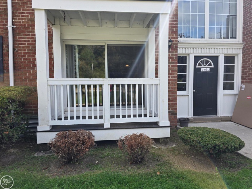 2405 Torquay Ave unit 104, Royal Oak, MI 48073 - photo 1