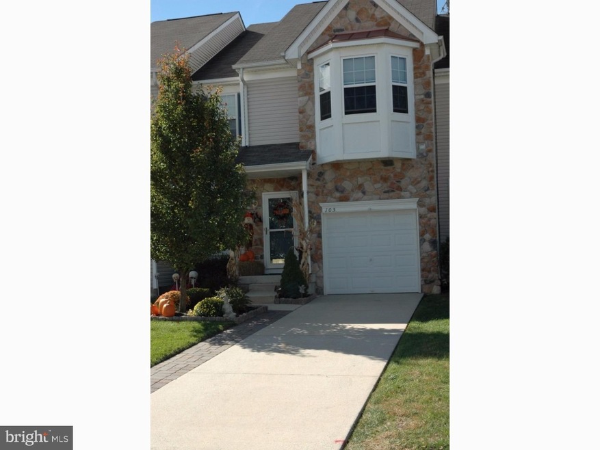 105 Cypress Ct, Woodbury, NJ 08096 - photo 1