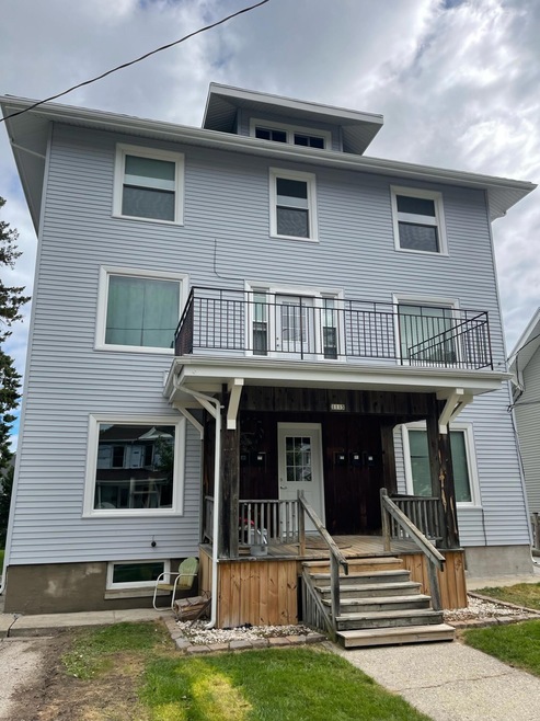 1115 S 15th Street - Front