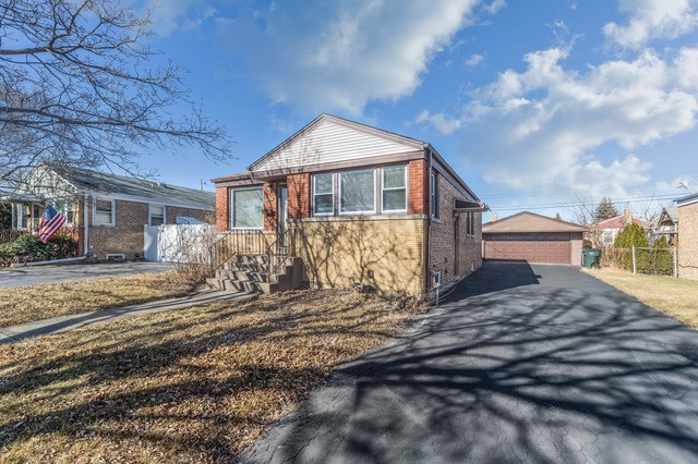 9956 Montrose Ave, Schiller Park, IL 60176 - photo 1