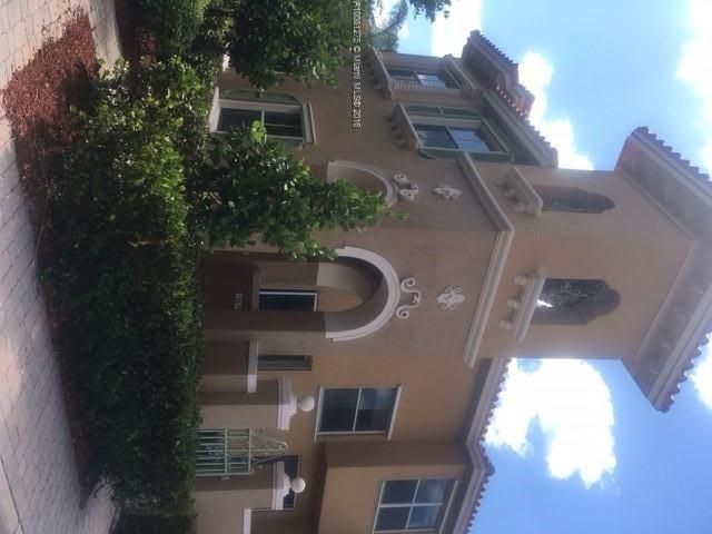 unlisted-address, Pembroke Pines, FL 33025 - photo 1