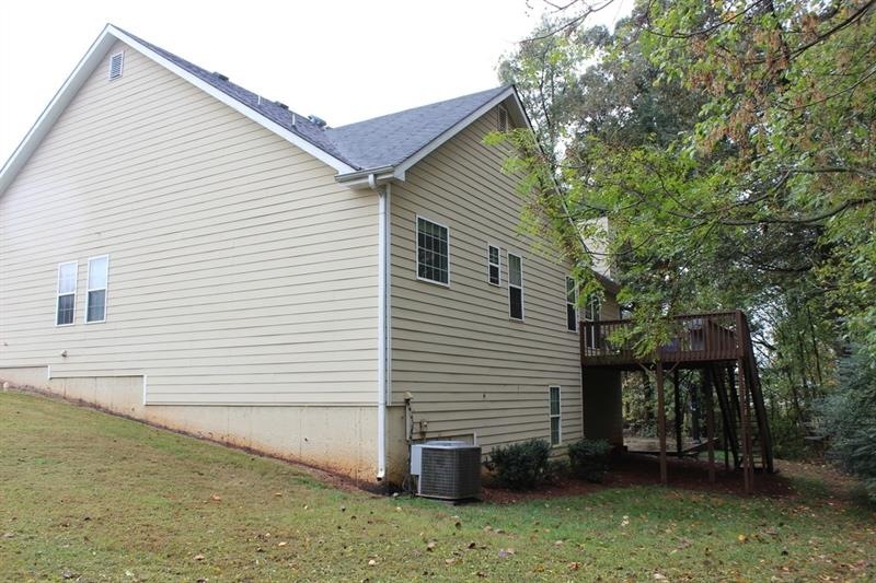 28 van Eepoel Ct, Pendergrass, GA 30567 - photo 1